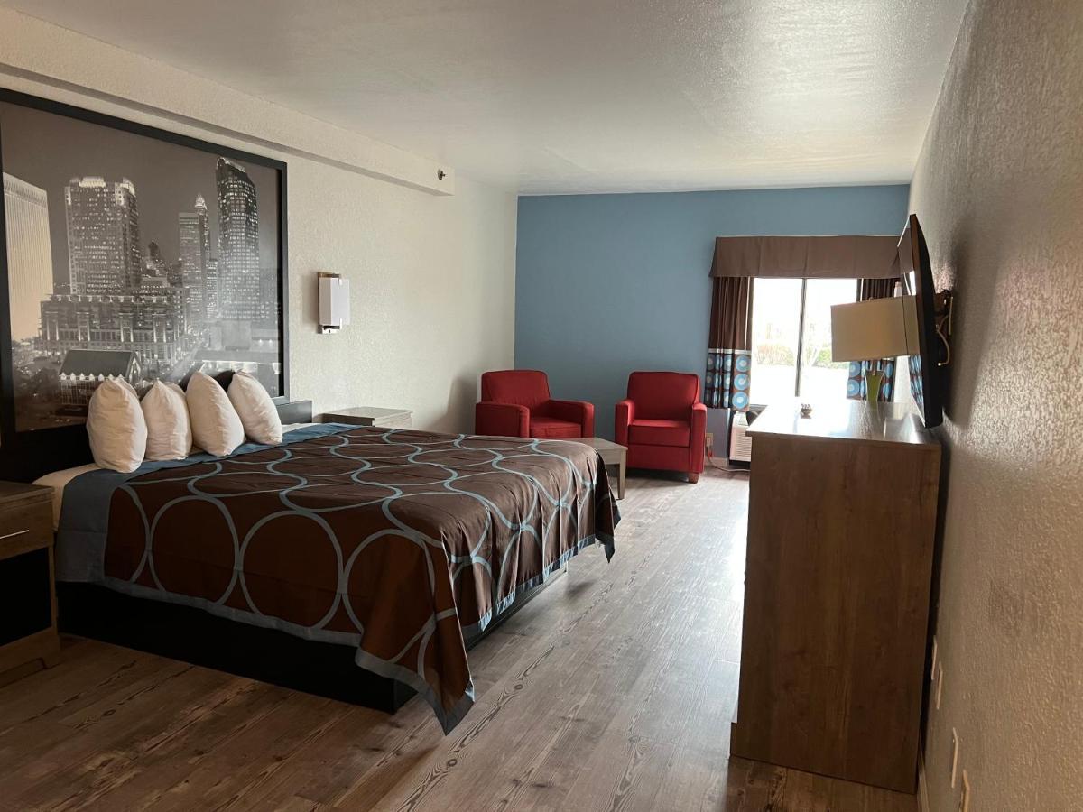 Super 8 By Wyndham Clemmons - Bermuda Run - Winston-Salem I-40 Motel Bagian luar foto