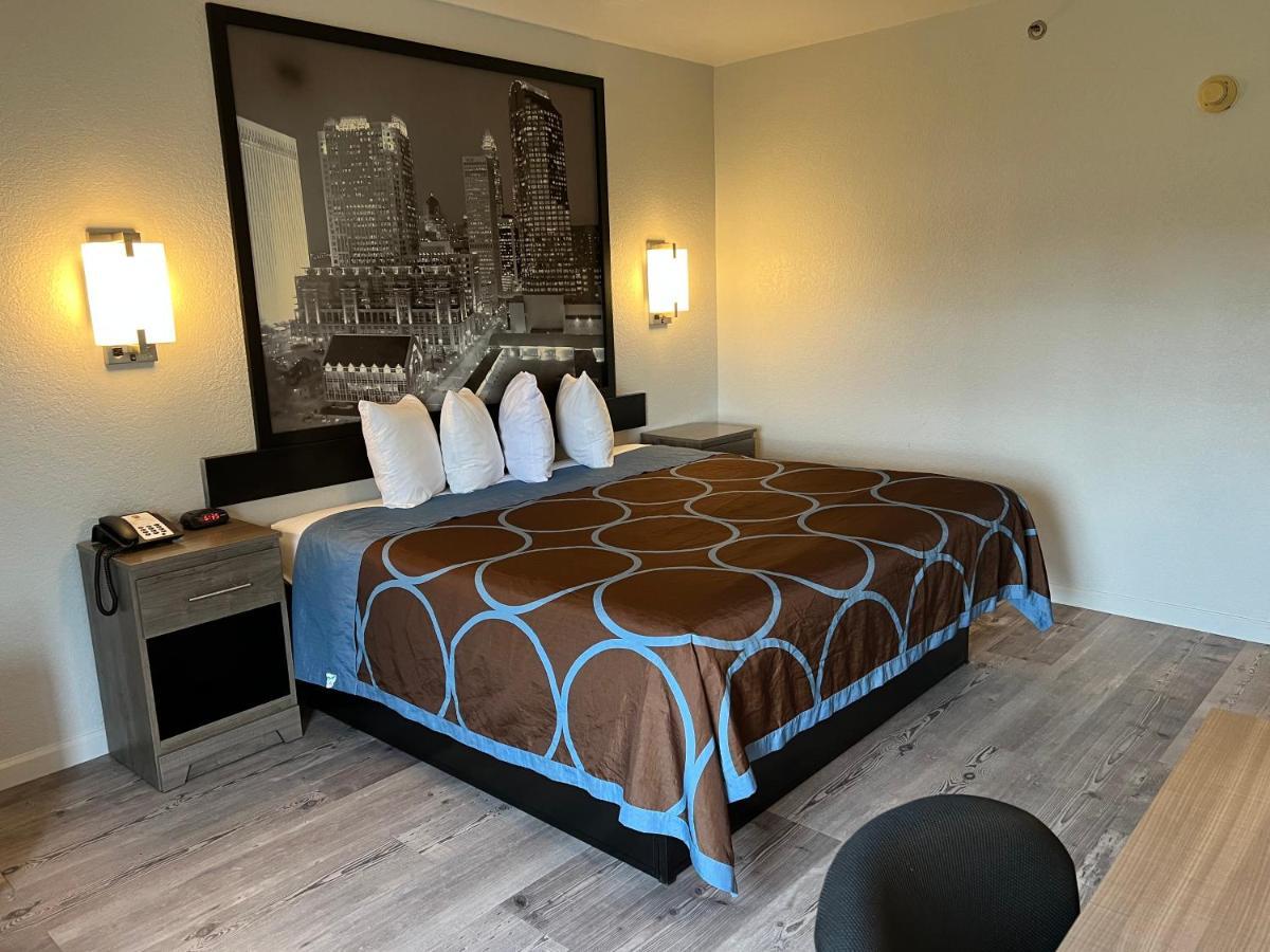 Super 8 By Wyndham Clemmons - Bermuda Run - Winston-Salem I-40 Motel Bagian luar foto